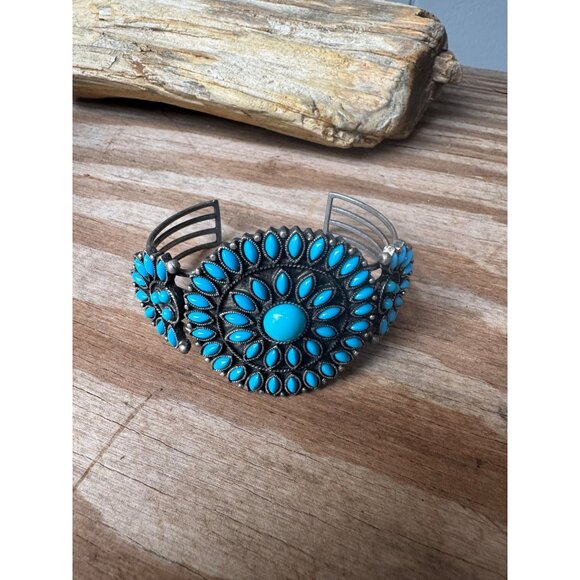 Turquoise Faux Southwestern Vintage Cuff Sunburst Sunbeam Cluster Bracelet Avon - Picture 2 of 7